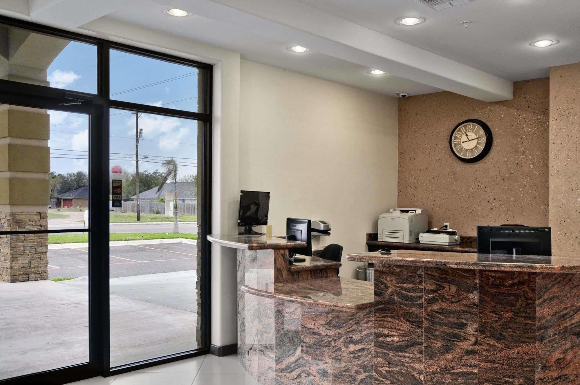 Travelodge Pharr McAllen Zewnętrze zdjęcie