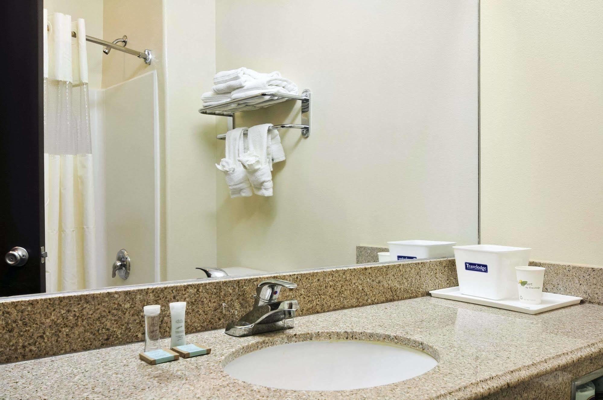 Travelodge Pharr McAllen Pokój zdjęcie